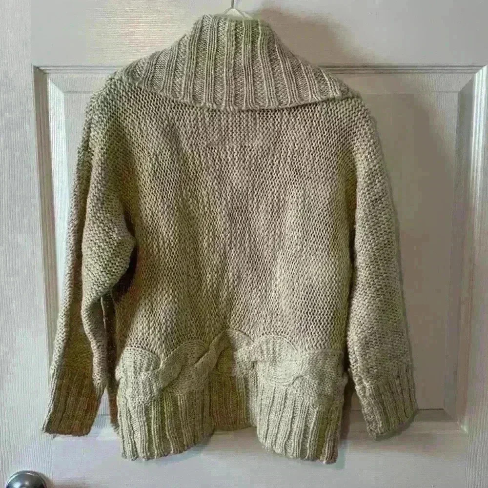 Aerie cable knit cardigan - Picture 2 of 3